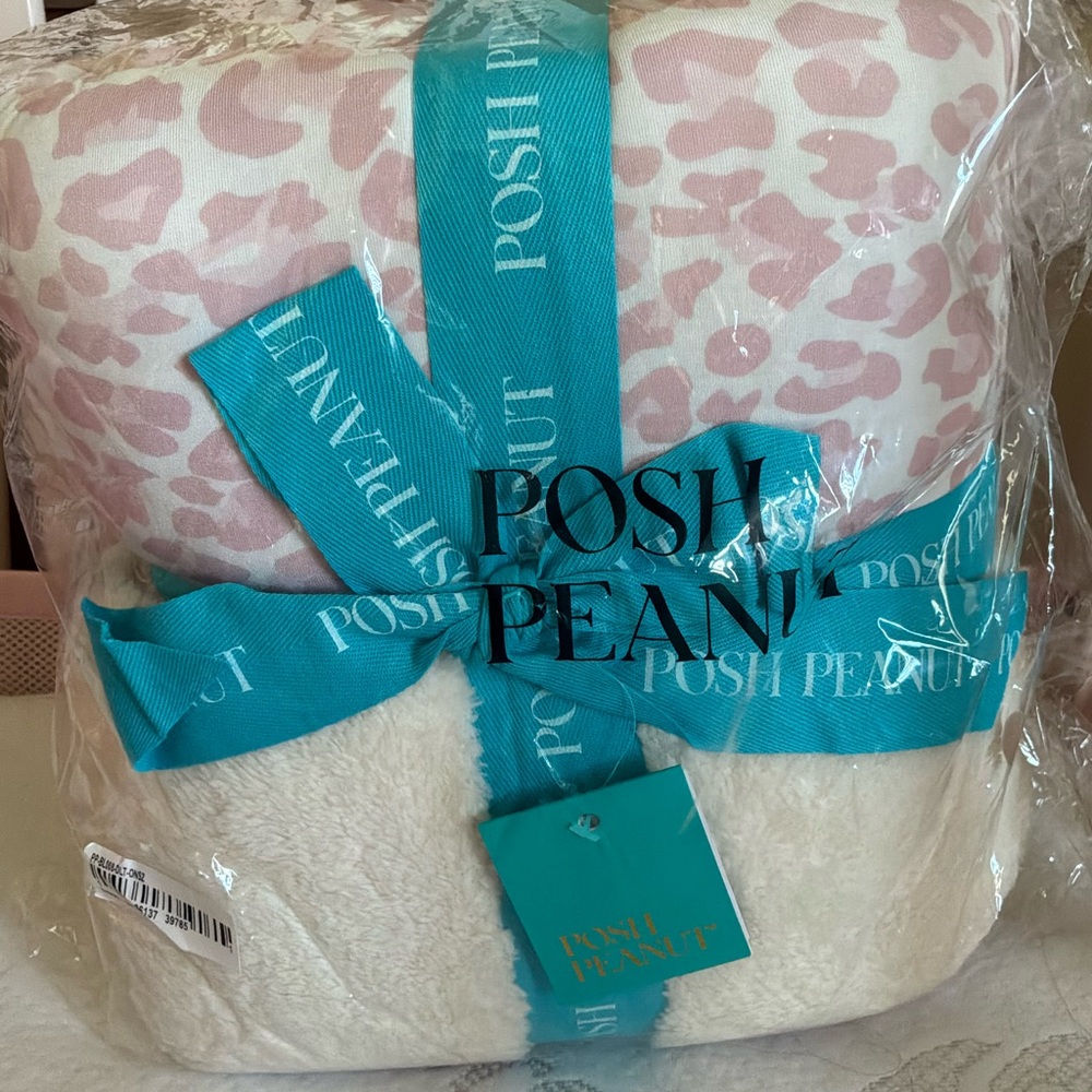 Posh Peanut Delaney Pink leopard Plush Patoo Rare blanket